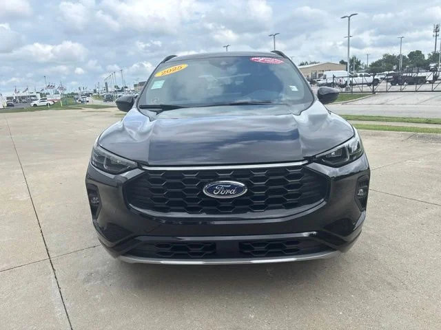 Used 2025 Agate Black Metallic Ford ST-Line Elite image 4