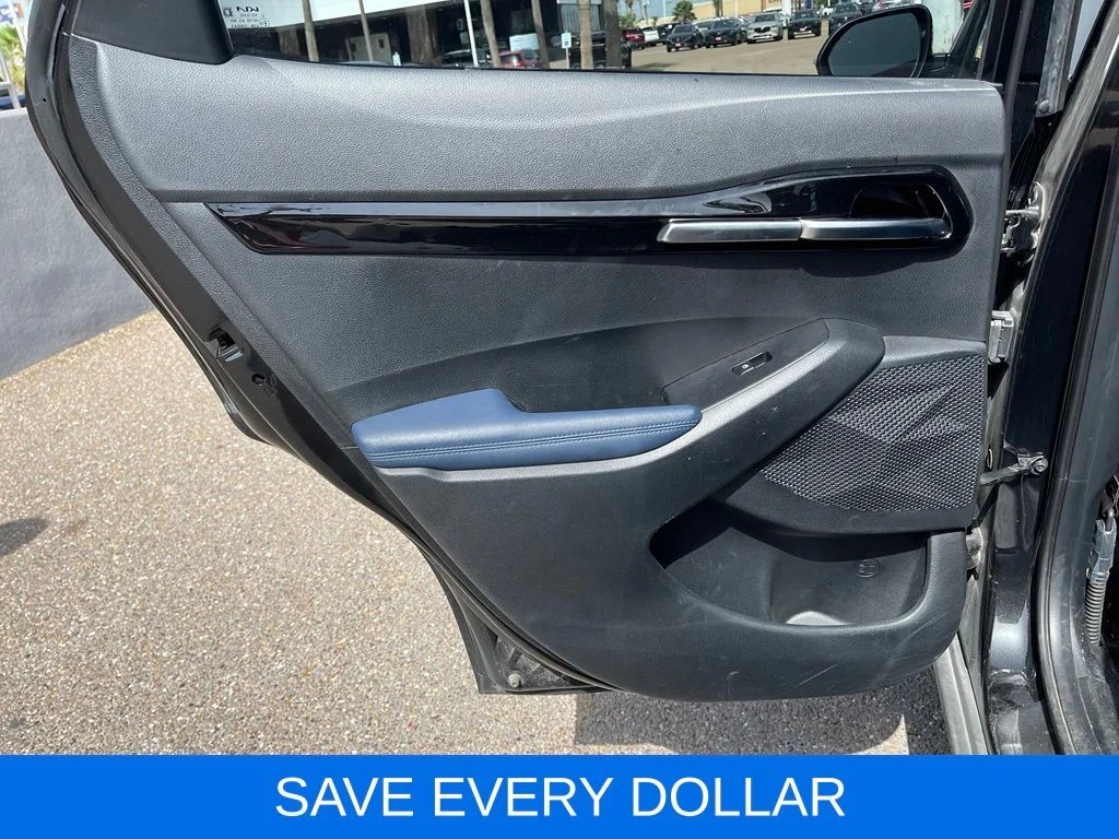 Used 2025 Black Kia S image 14