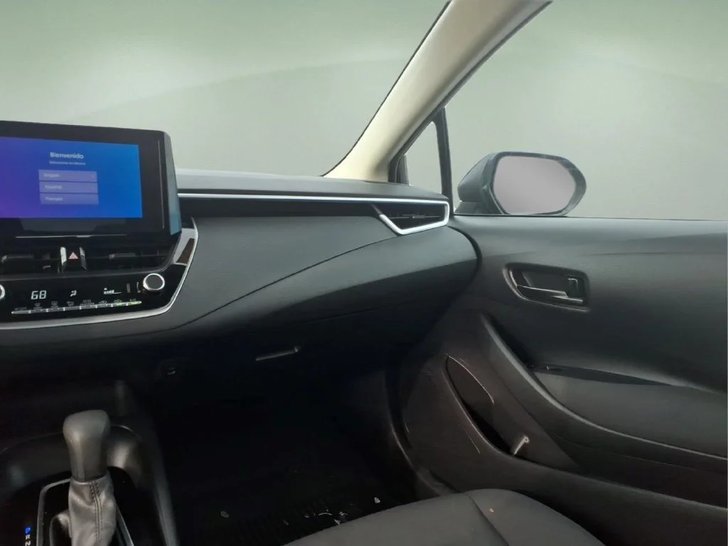 Used 2023  Toyota LE image 13
