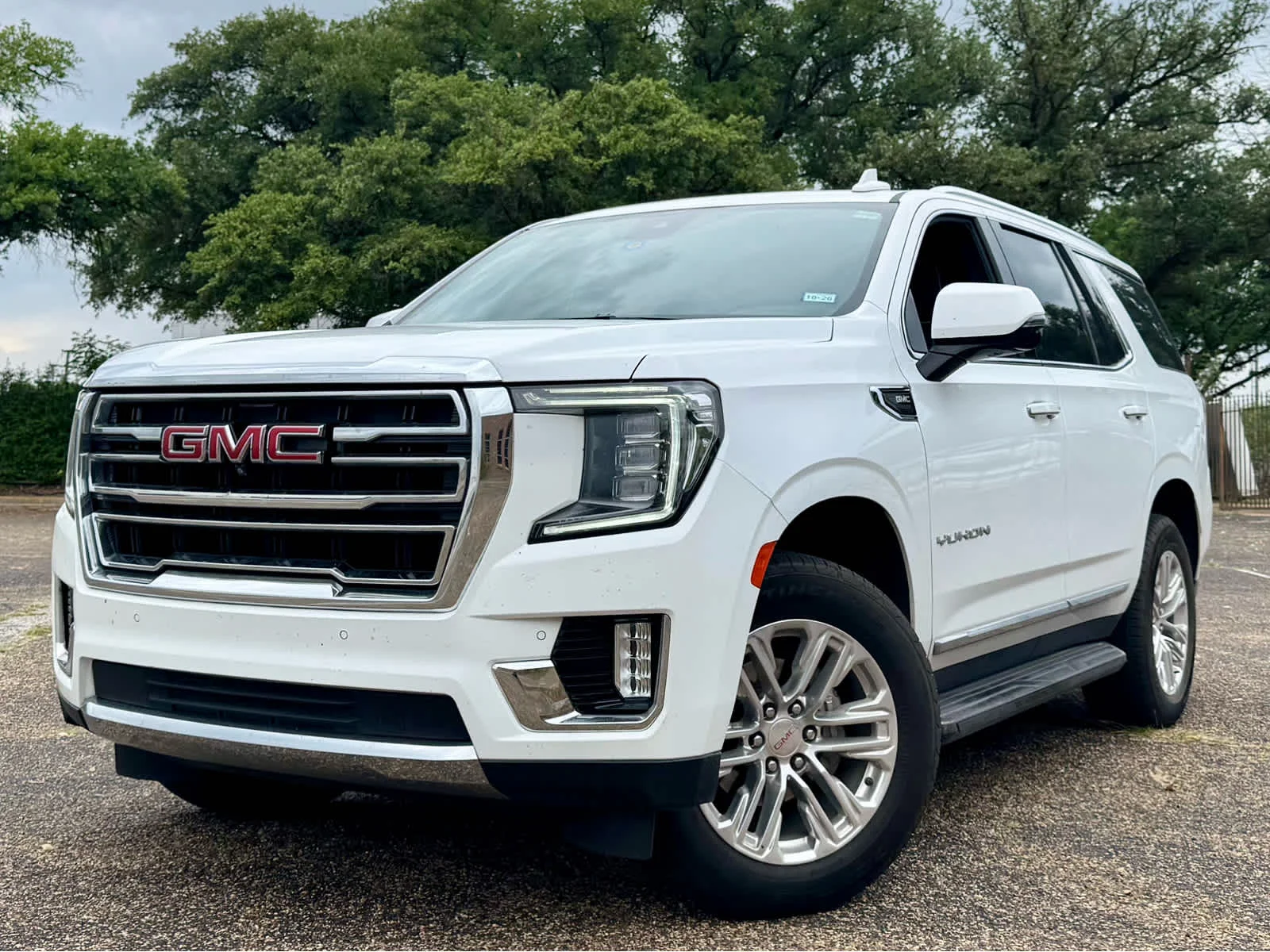 2023 GMC Yukon 2WD SLT's photo