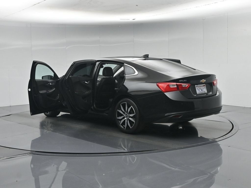 Used 2017 Black Chevrolet LT image 39