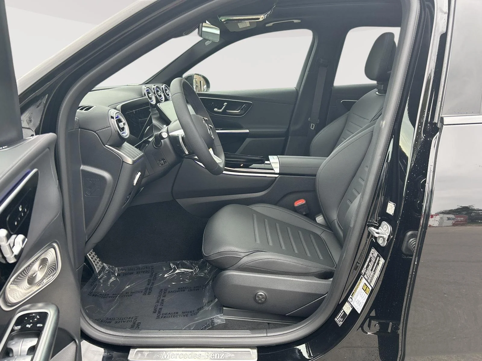New 2026 Black Mercedes-Benz GLC 300 image 13