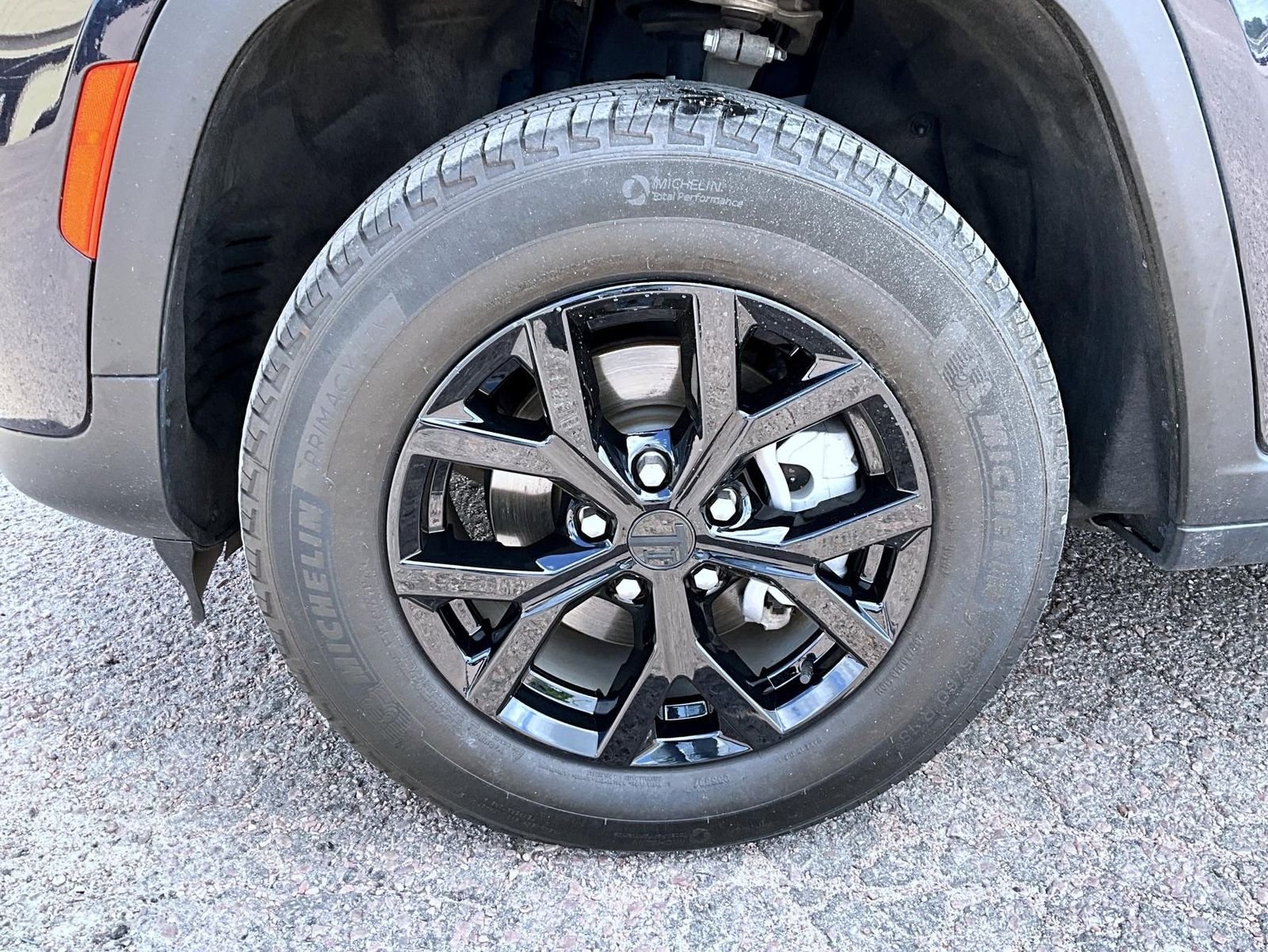 Used 2024 Blue Jeep Limited image 22