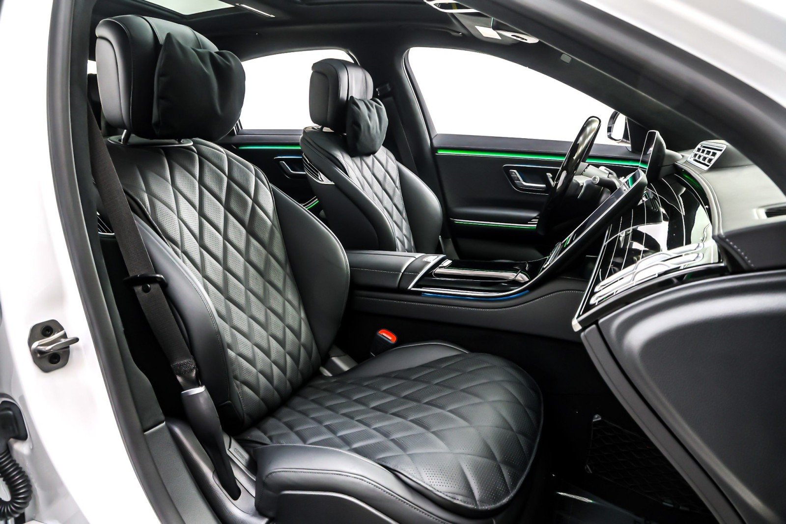 2025 Mercedes-Benz S-Class S 580 - Photo 7