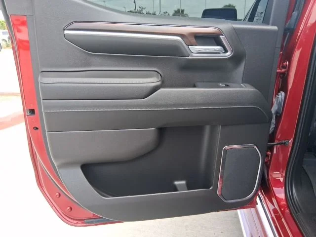 Used 2024 Red GMC SLT image 15