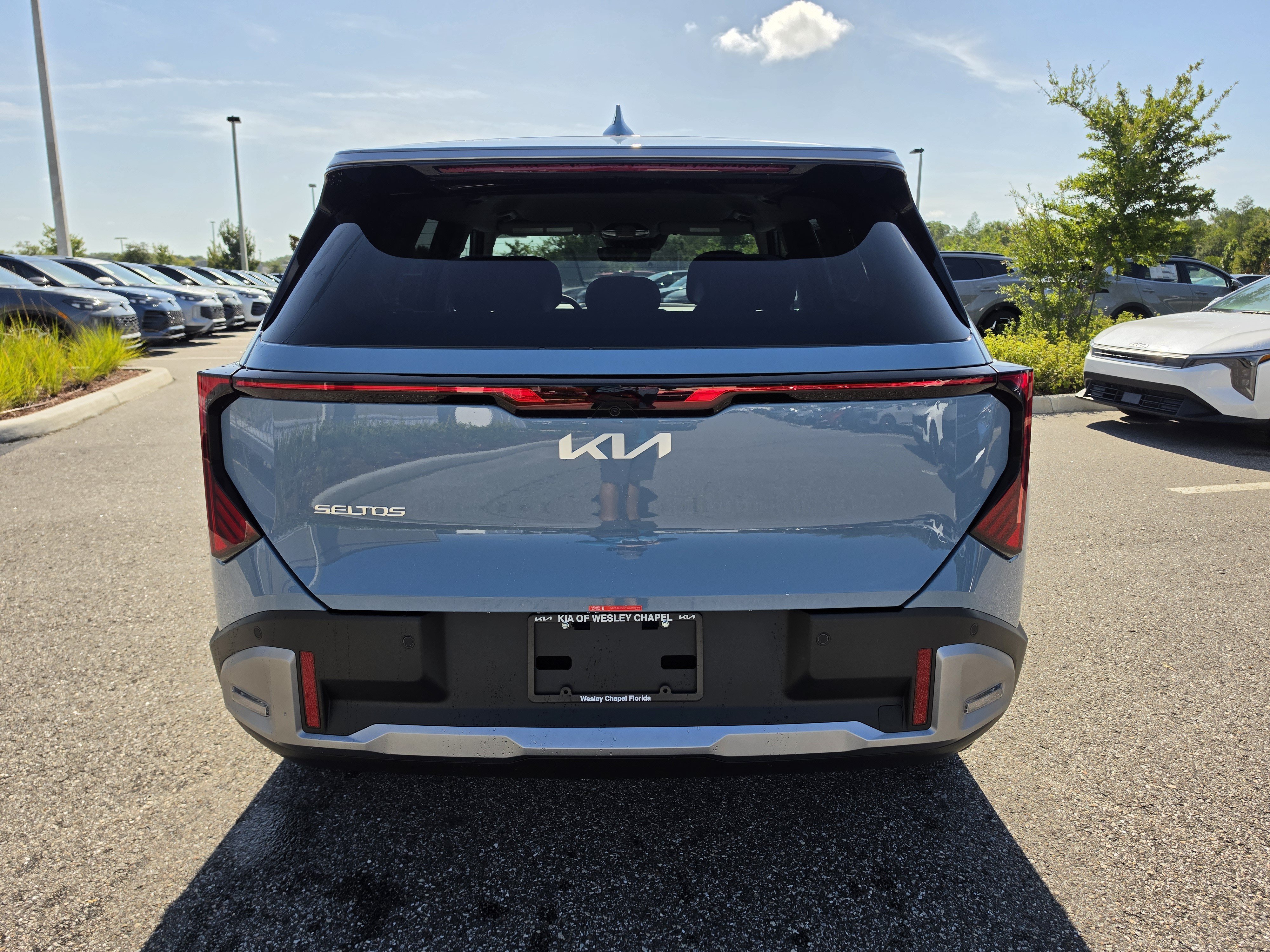 New 2027 Frost Blue Kia S image 7