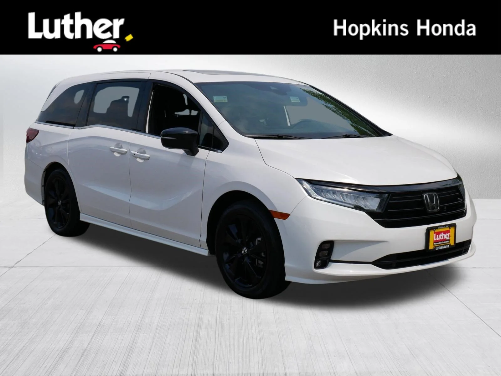 2024 Honda Odyssey SPORT's photo