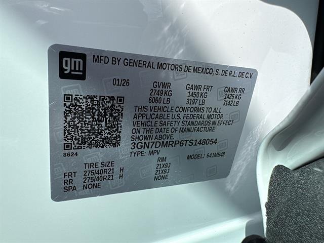 New 2026 Summit White Chevrolet LT image 31