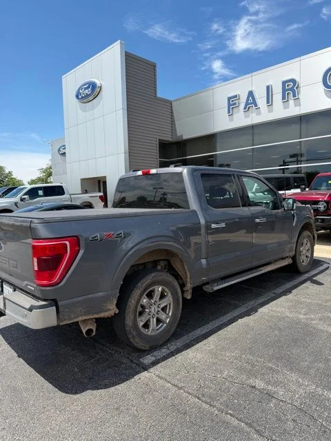 Used 2021 Gray Ford XLT image 2