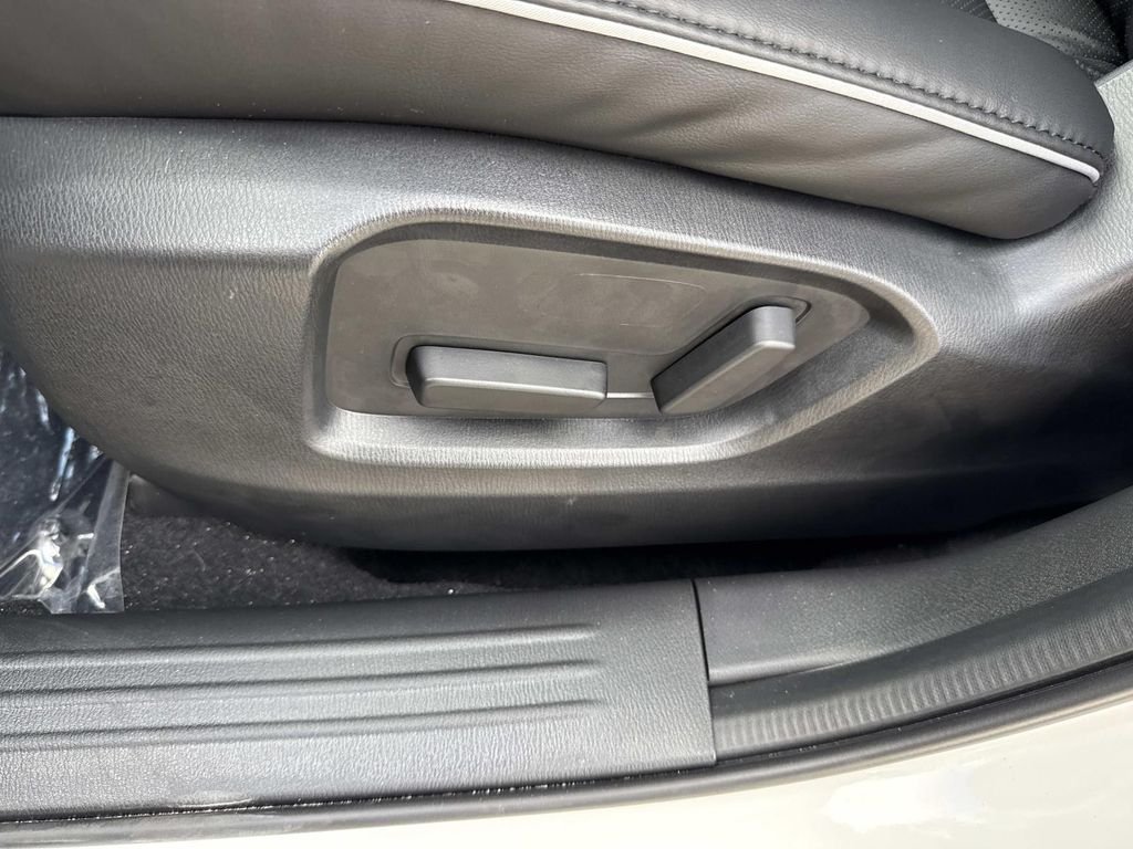 2025 Mazda CX-5 S Select Package - Photo 27