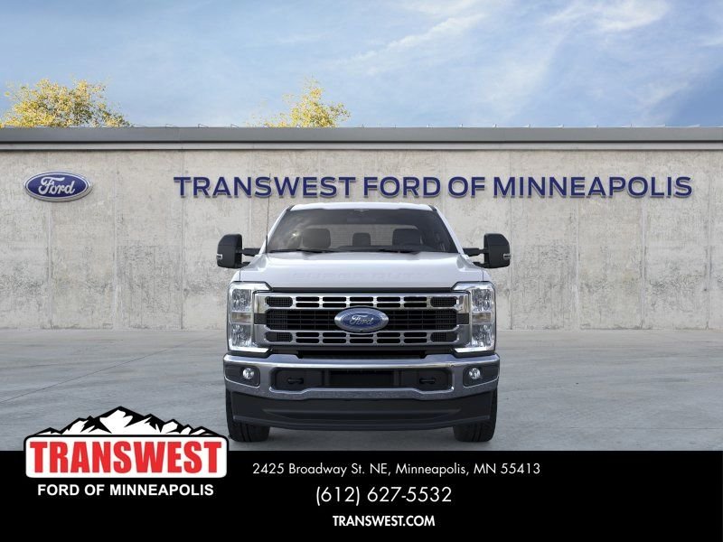 New 2026 Oxford White Ford F-250® XLT image 6