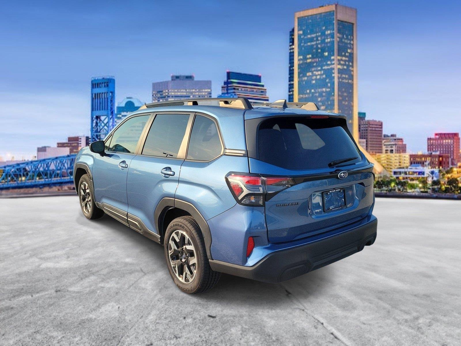 Used 2025 Horizon Blue Pearl Subaru Premium image 2
