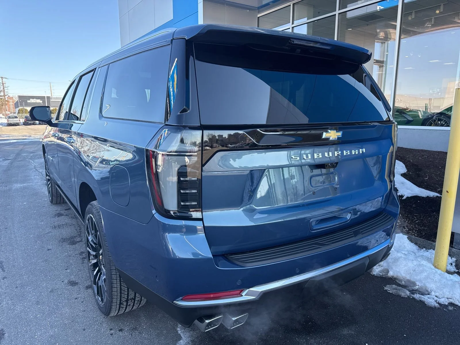 2026 Chevrolet Suburban High Country - Photo 8