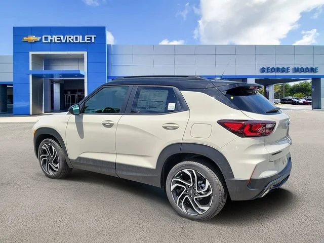 New 2026 White Sands Chevrolet RS image 3
