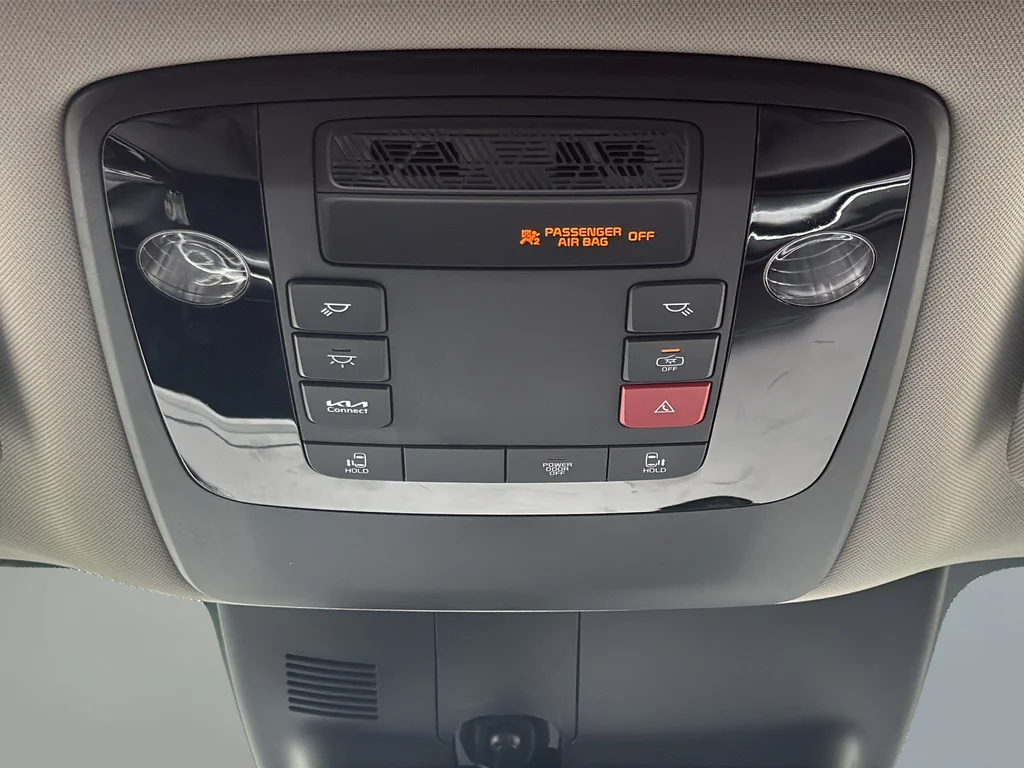 Used 2025 Blue Kia LXS image 40