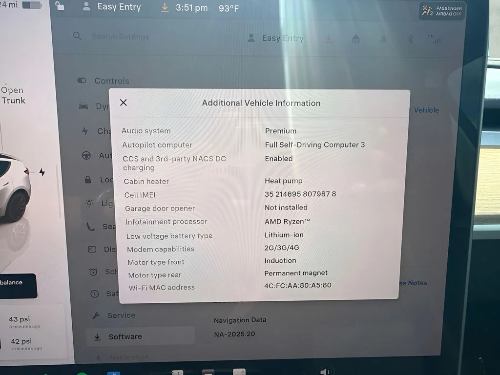 Used 2022 White Tesla Long Range image 21