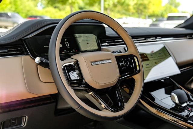 New 2026  Land Rover Dynamic SE image 19