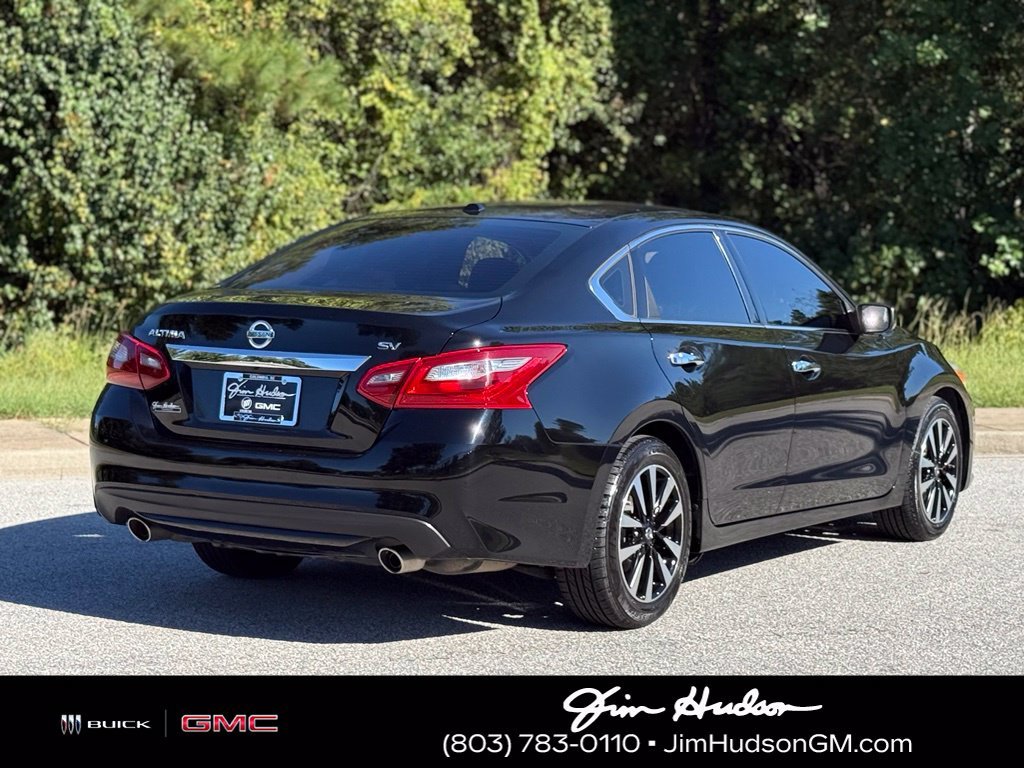 Used 2018 Black Nissan 2.5 SV image 13