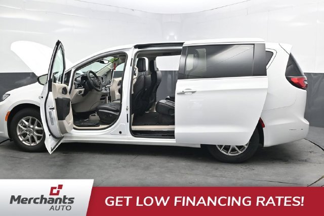 Used 2024 White Chrysler Touring L image 46