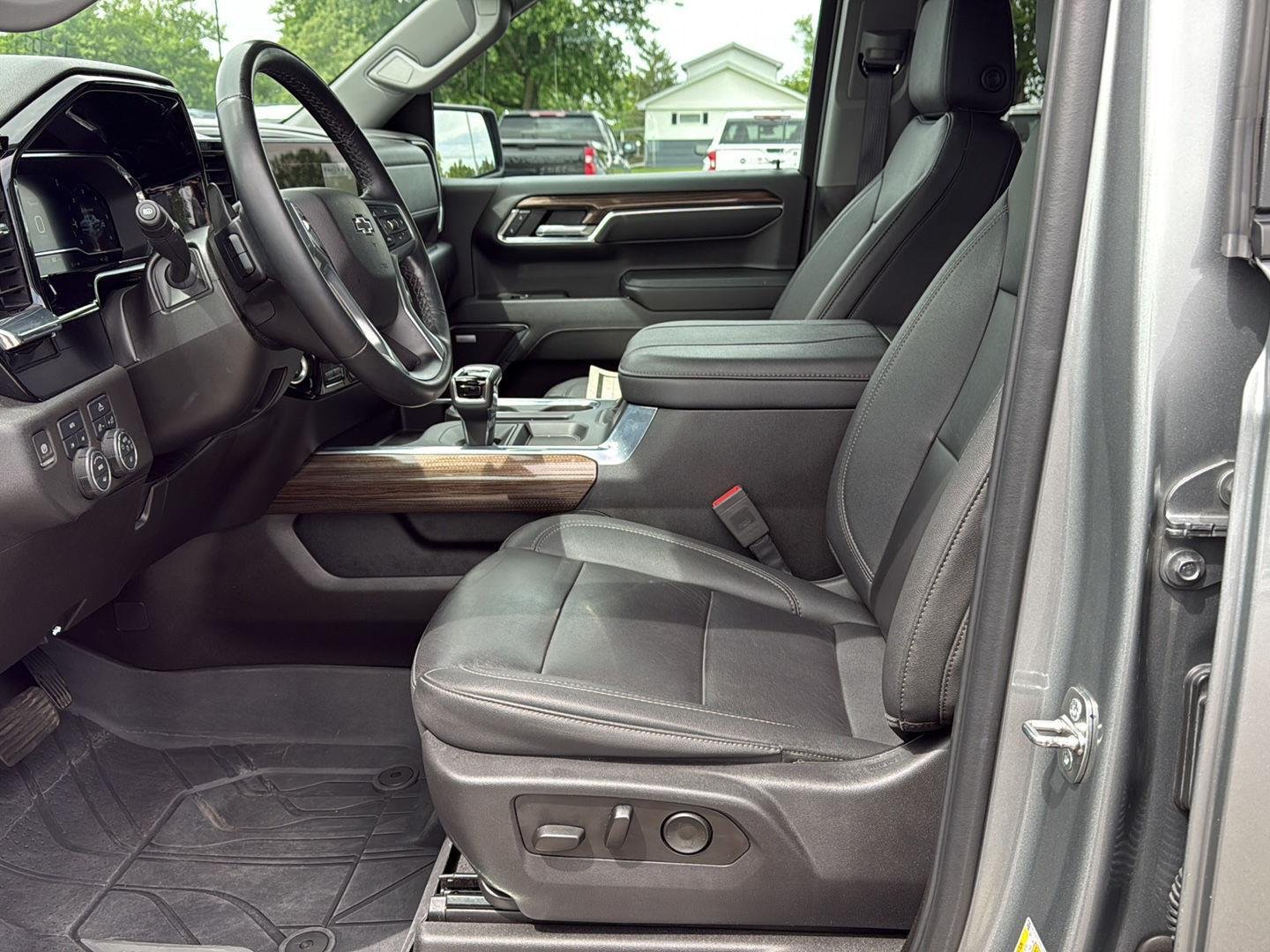 Used 2024 Sterling Gray Metallic Chevrolet RST image 10