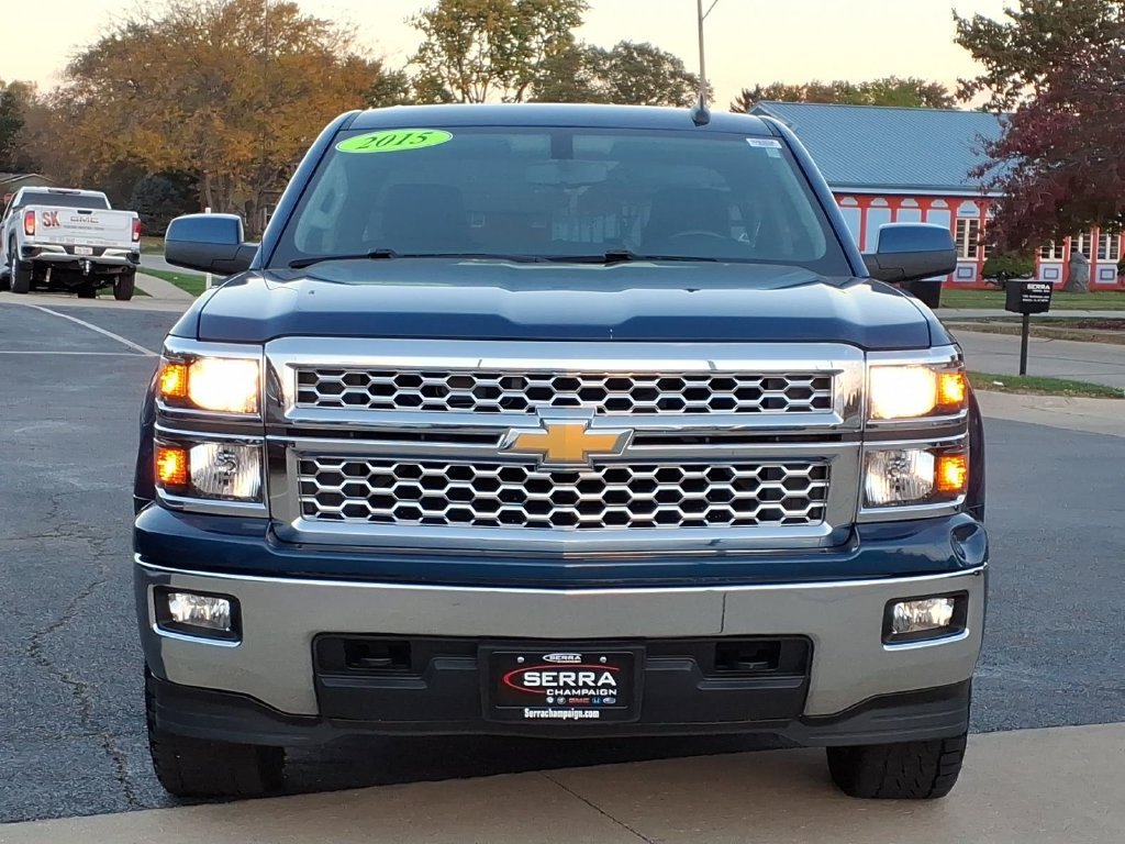 Used 2015 DEEP OCEAN BLUE METALLIC Chevrolet LT image 15