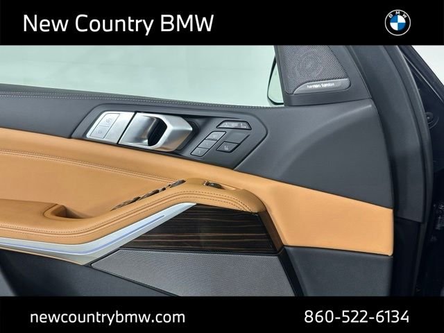 New 2027 Carbon Black Metallic BMW xDrive40i image 19