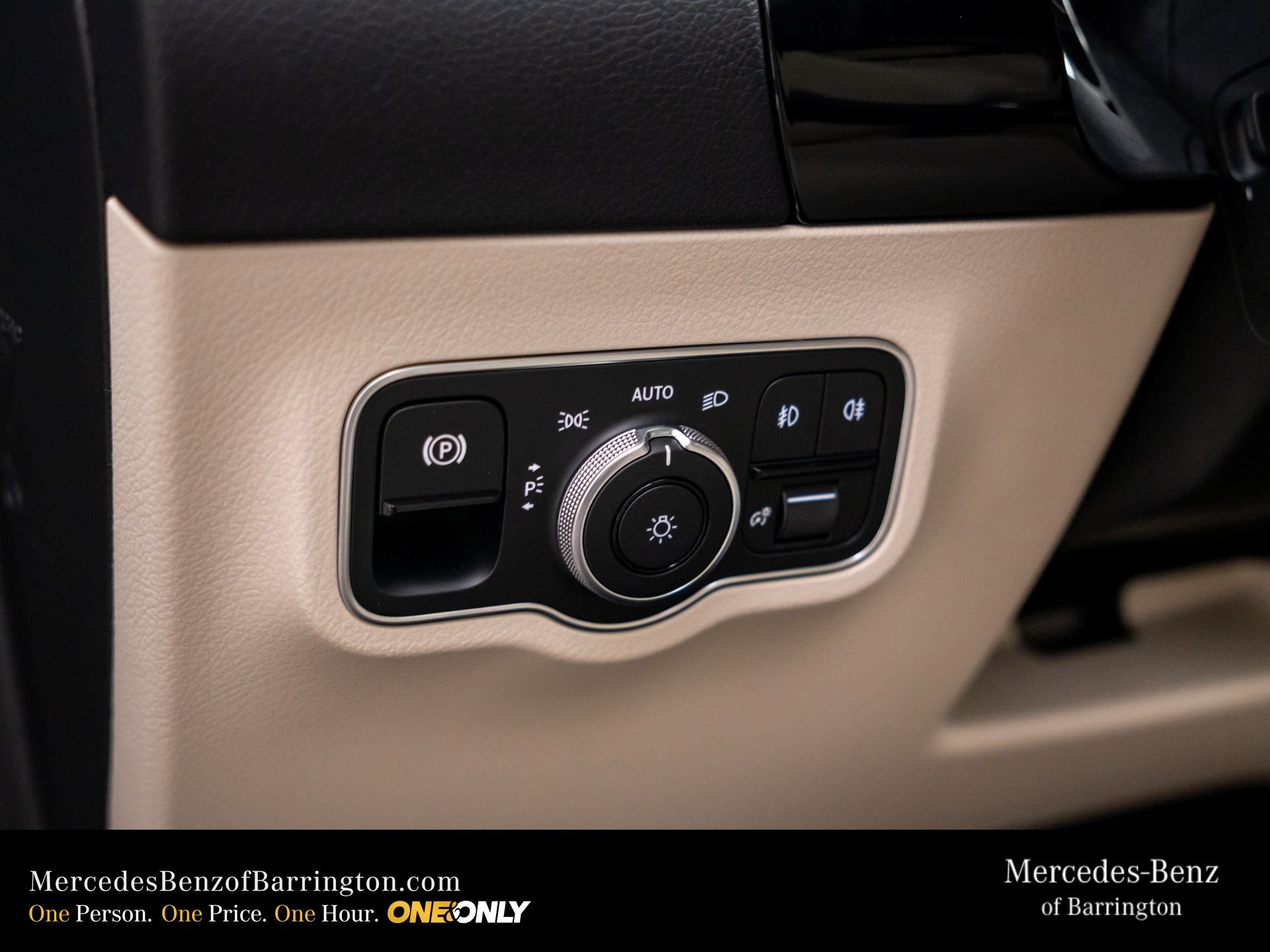 New 2026 Cirrus Silver Metallic Mercedes-Benz GLA 250 image 22