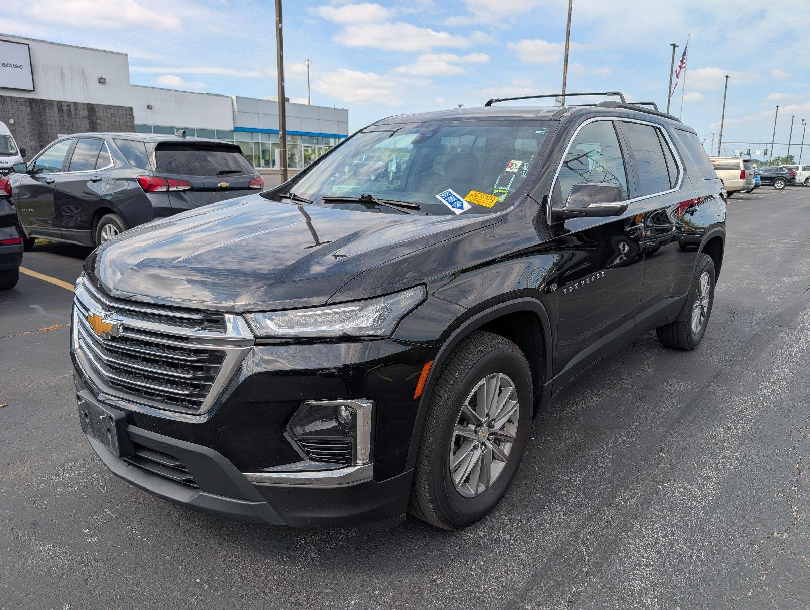 Used 2023 Mosaic Black Metallic Chevrolet LT Cloth image 4