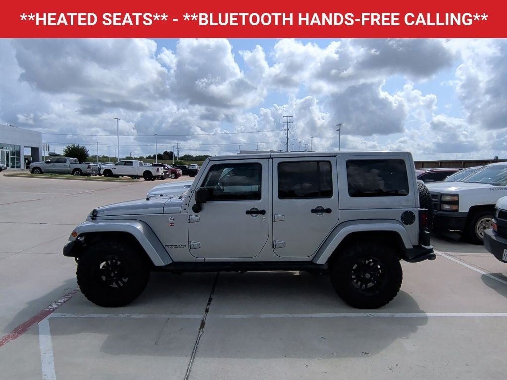 Used 2017 Silver Jeep Unlimited Sahara image 5