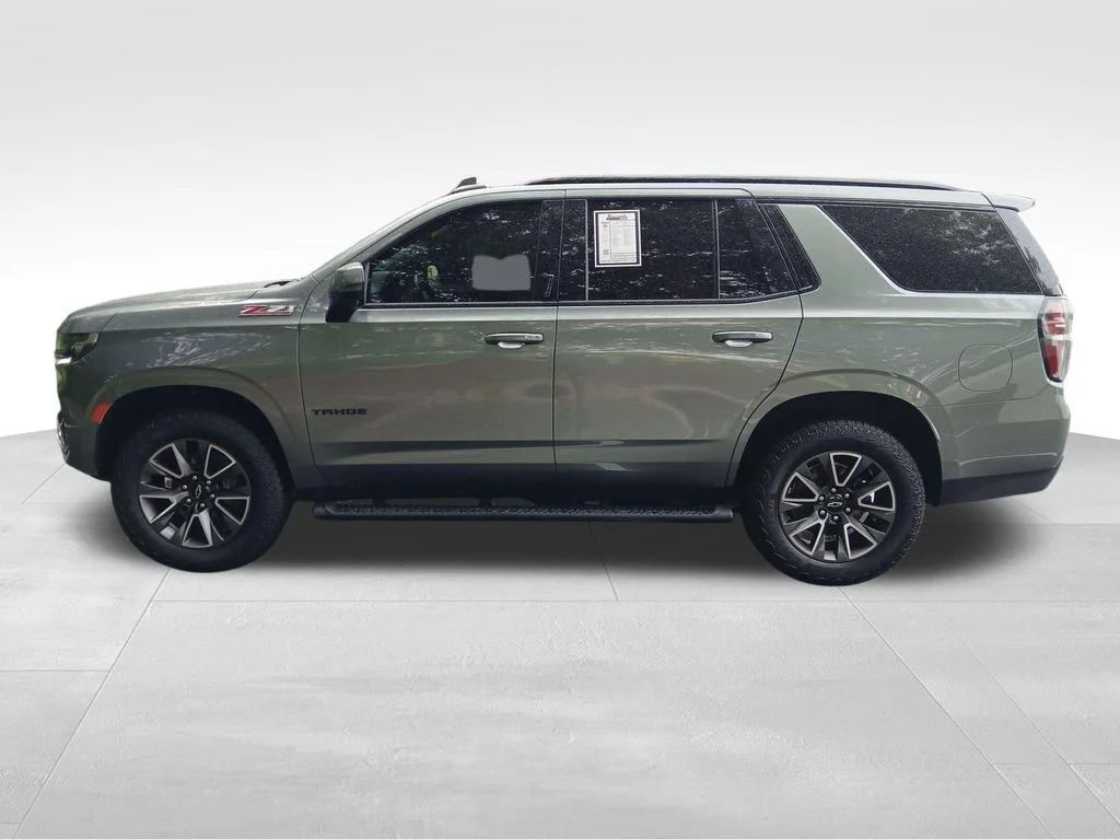 Used 2023 Green Chevrolet Z71 image 5