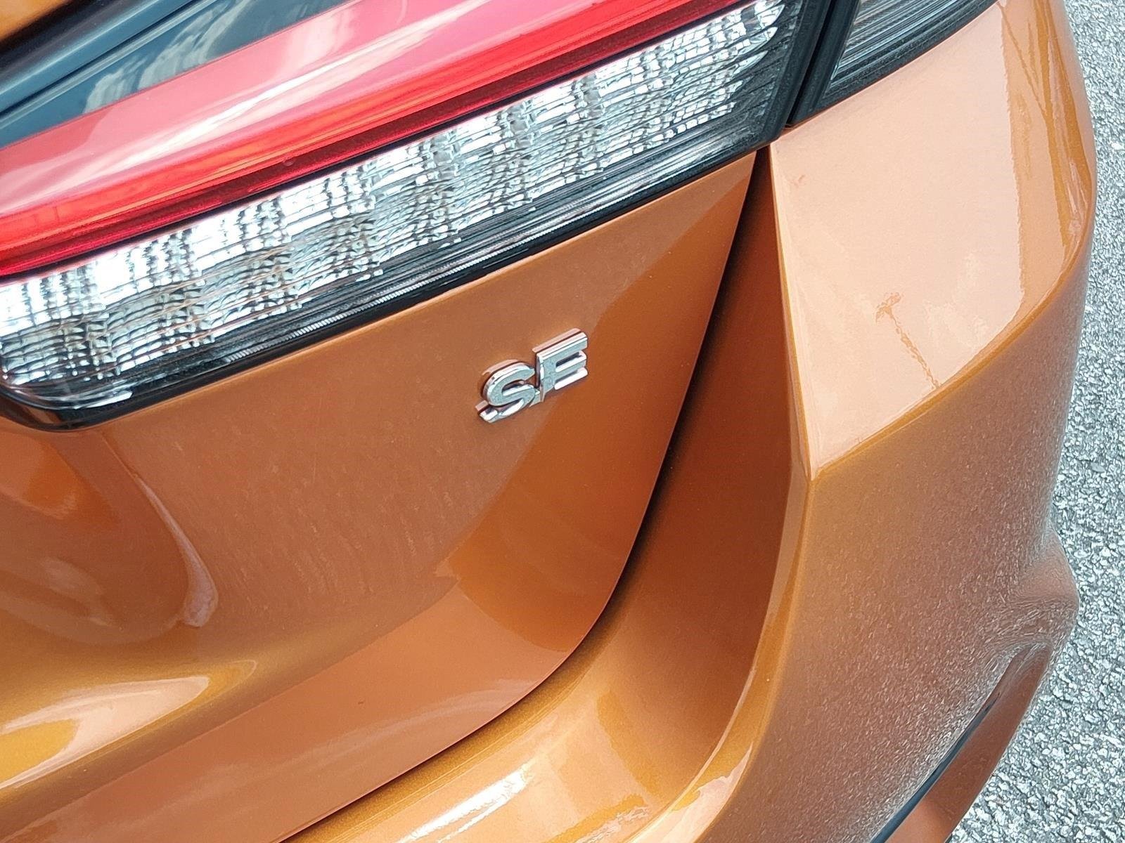 Used 2023 Sunshine Orange Metallic Mitsubishi ES image 22