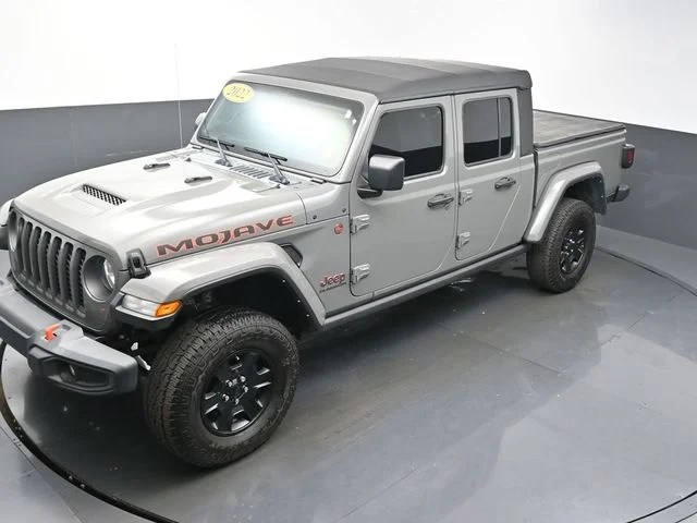 Used 2022 Gray Jeep Mojave image 54