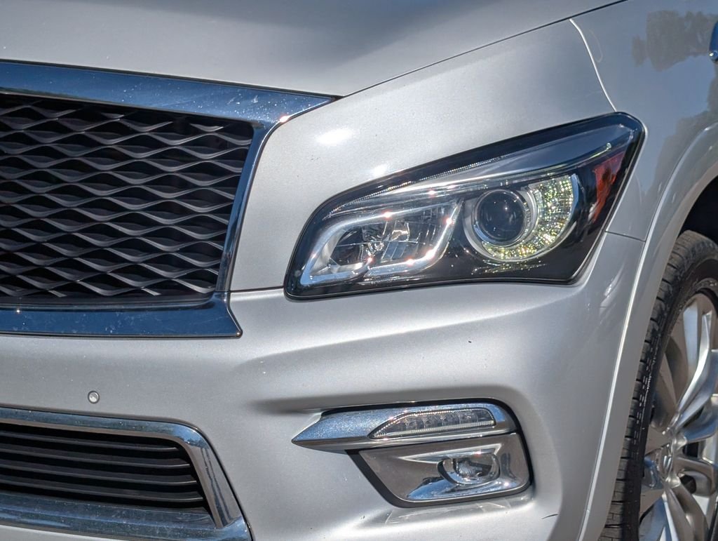 Used 2017 Silver INFINITI Base image 10
