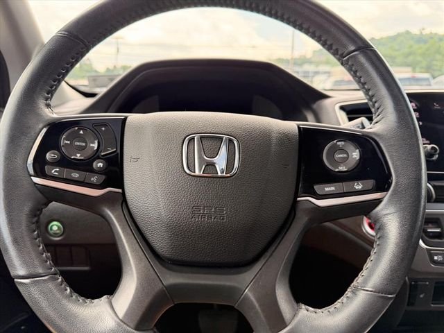 Used 2022 White Honda Special Edition image 16