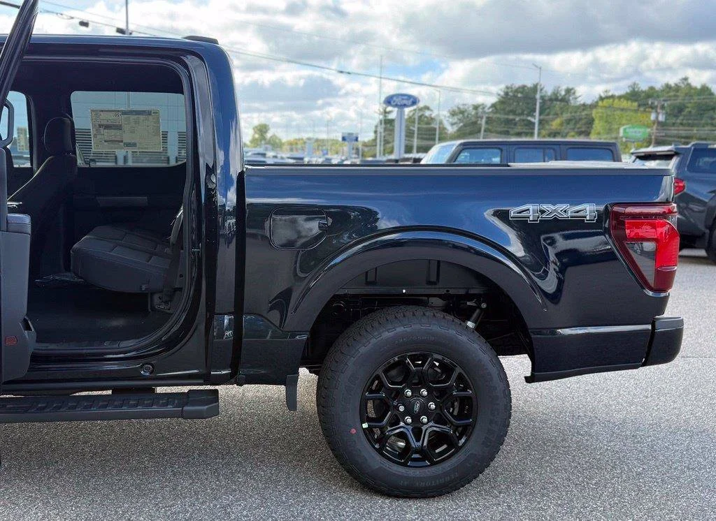 New 2026 Antimatter Blue Metallic Ford XLT image 29