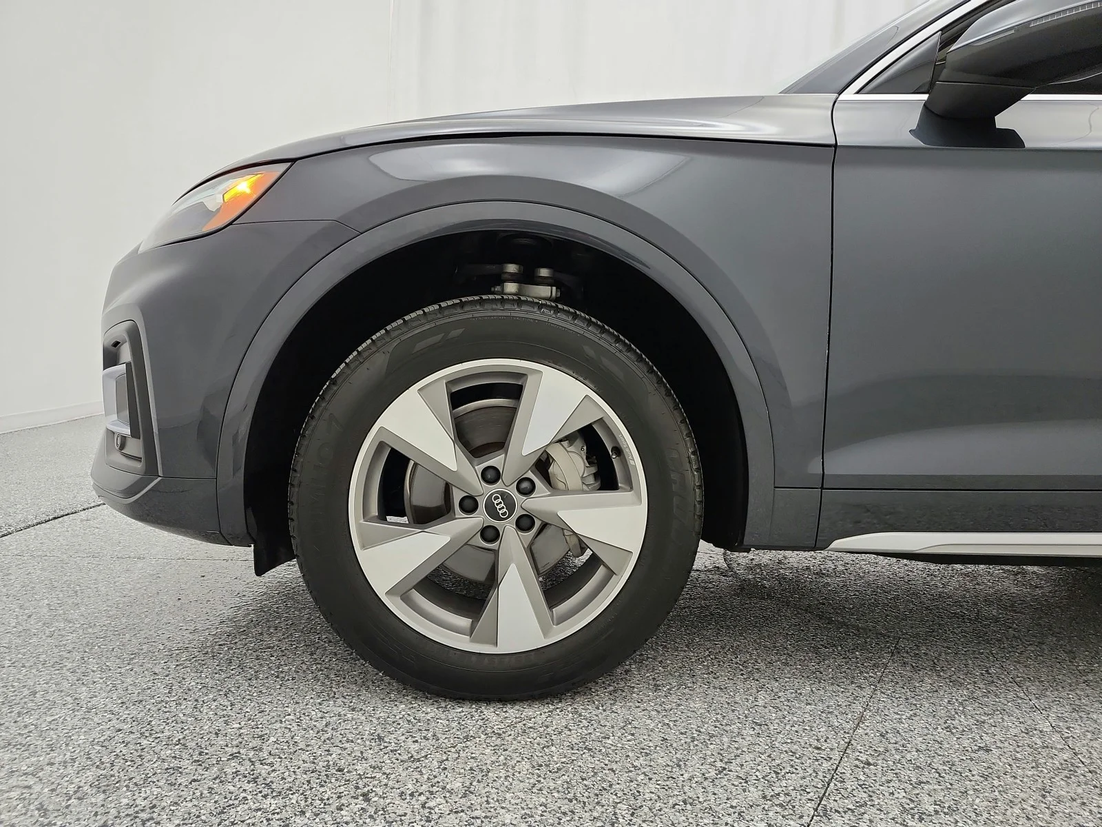 Used 2023 Manhattan Gray Metallic Audi Premium image 17
