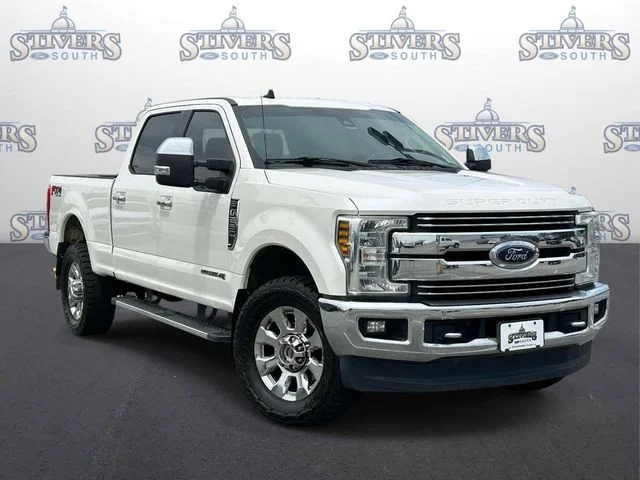 2019 Ford F-250 Lariat 4x4 Crew Cab 6-3/4' Box's photo
