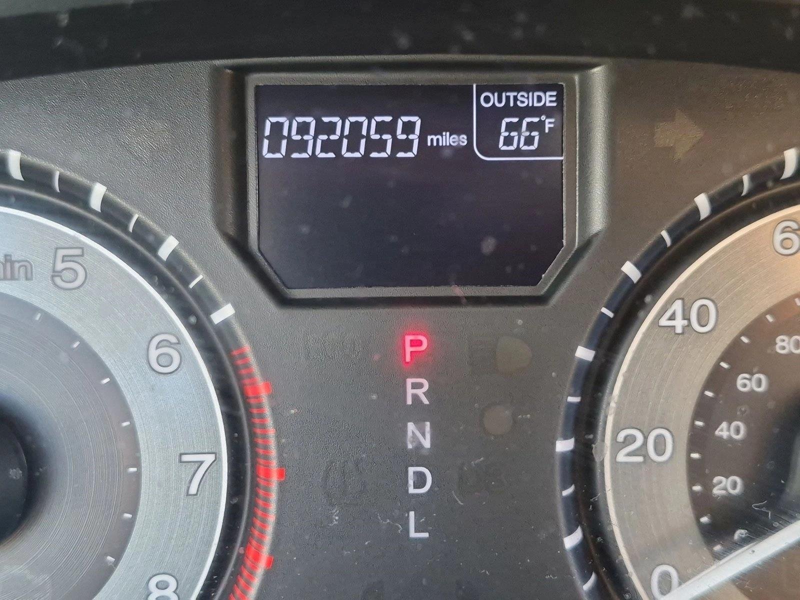 Used 2012 Gray Honda EX-L image 9