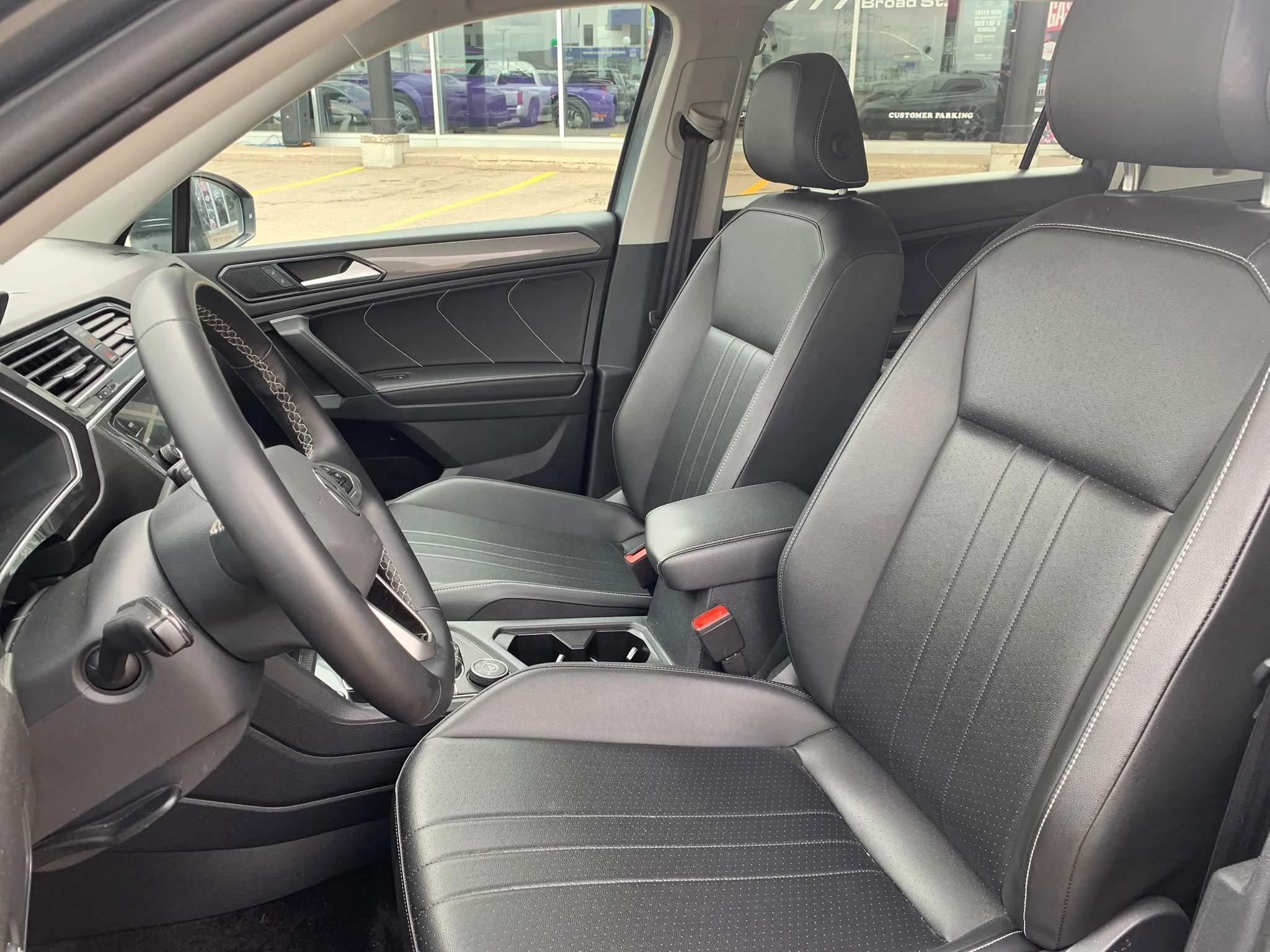 Certified Used 2024 Platinum Gray Metallic Volkswagen Comfortline 4Motion*AWD | Adaptive Cruise | Remote Start | Htd Leather | Htd Wheel | Lane Keeping image 7