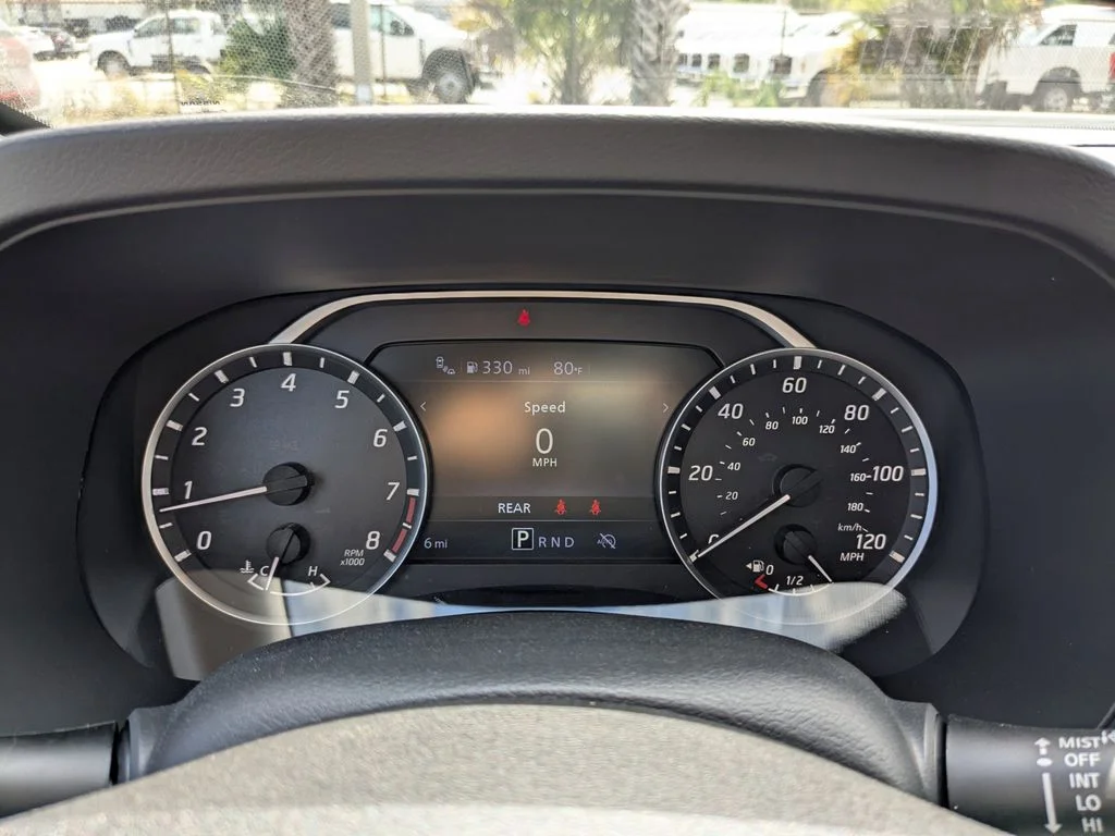 2025 Nissan Frontier SV - Photo 25