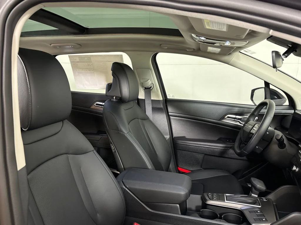 New 2026  Kia EX image 17