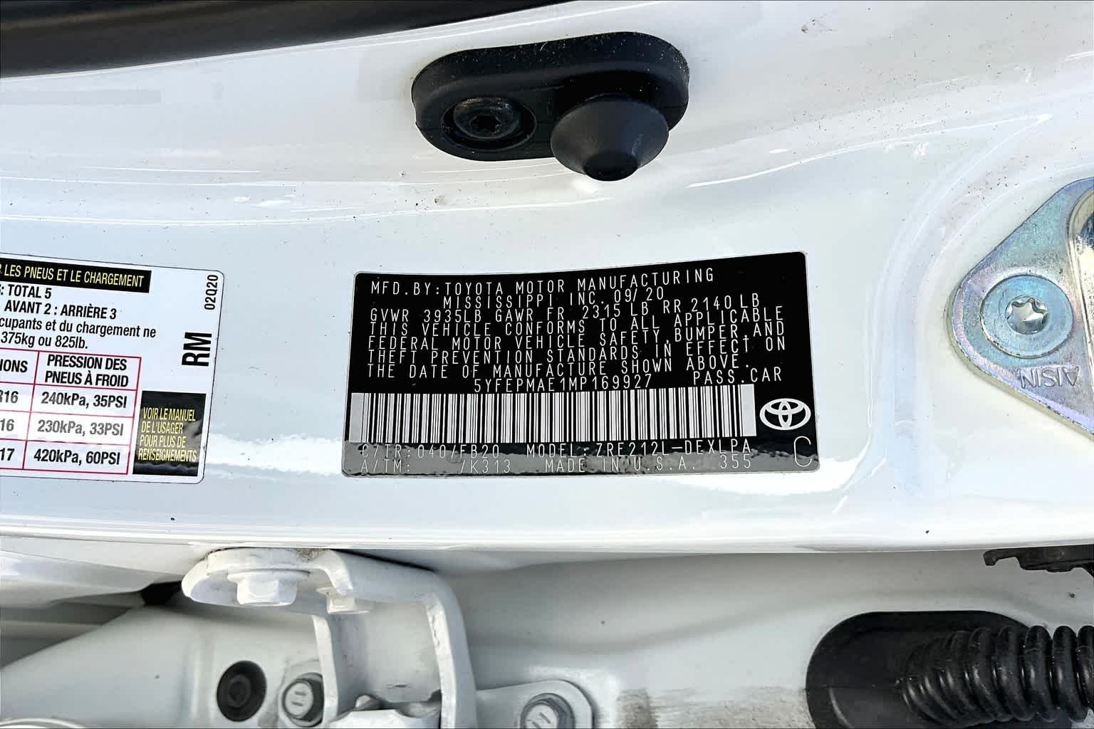 Used 2021 Super White Toyota LE image 36