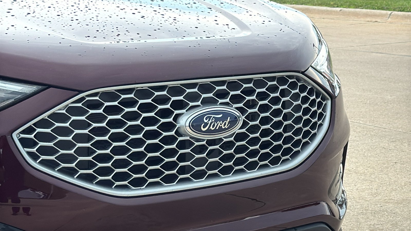 Used 2023 Red Ford SEL image 3