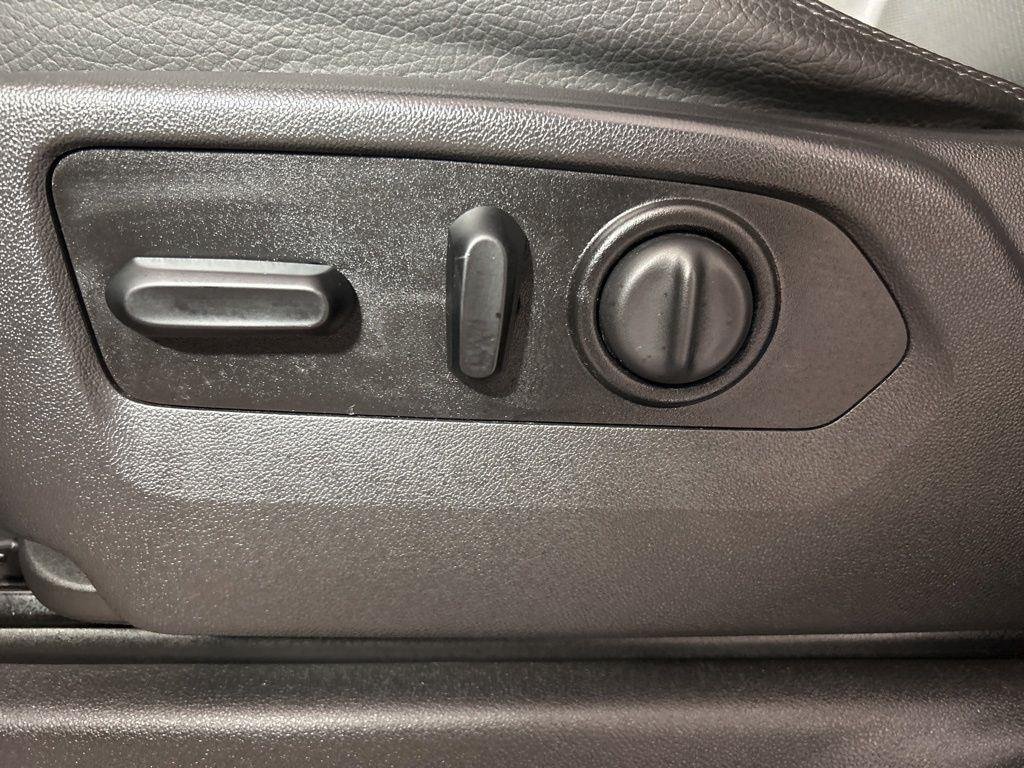 Used 2020 Steel Metallic GMC Denali image 16