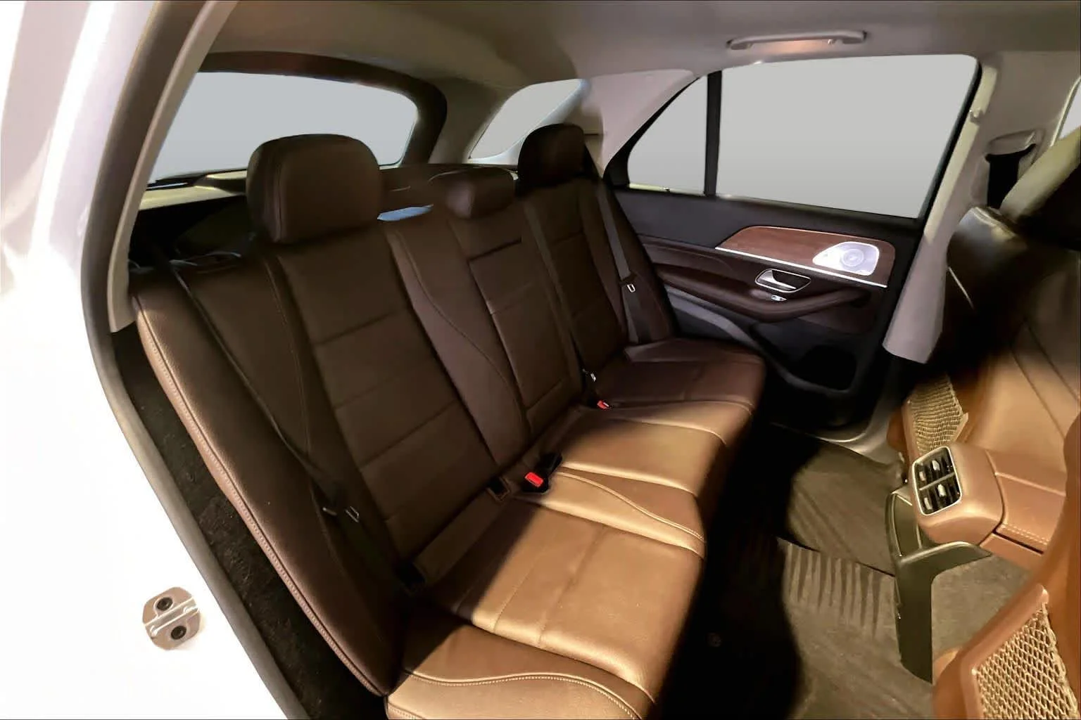 Certified Used 2023 Polar White Mercedes-Benz GLE 450 image 20