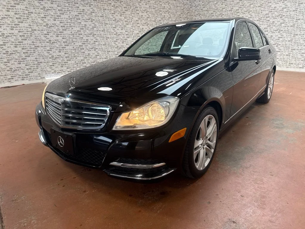 Used 2012 Black Mercedes-Benz C 300 image 3