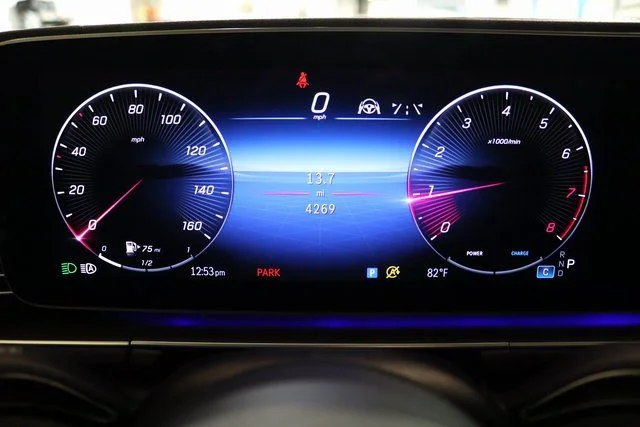 Used 2025 Obsidian Black Metallic Mercedes-Benz GLE 350 image 20