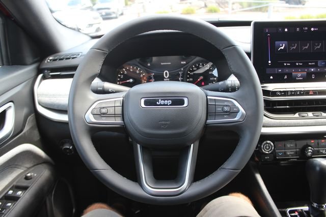 Used 2024 Red Jeep Latitude image 13
