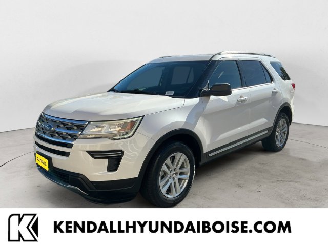 Used 2018 White Ford XLT image 1