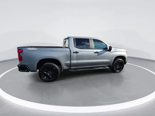 Used 2025 Gray Chevrolet LT Trail Boss image 9